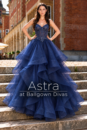 Astra - Lace embroidered layered prom dress - Red