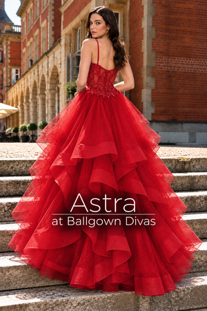 Astra - Lace embroidered layered prom dress - Red